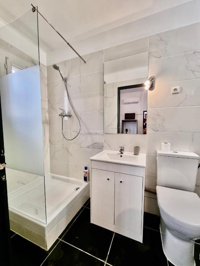 Les Saules Studio Wifi Clim Gare Centre Apartment *